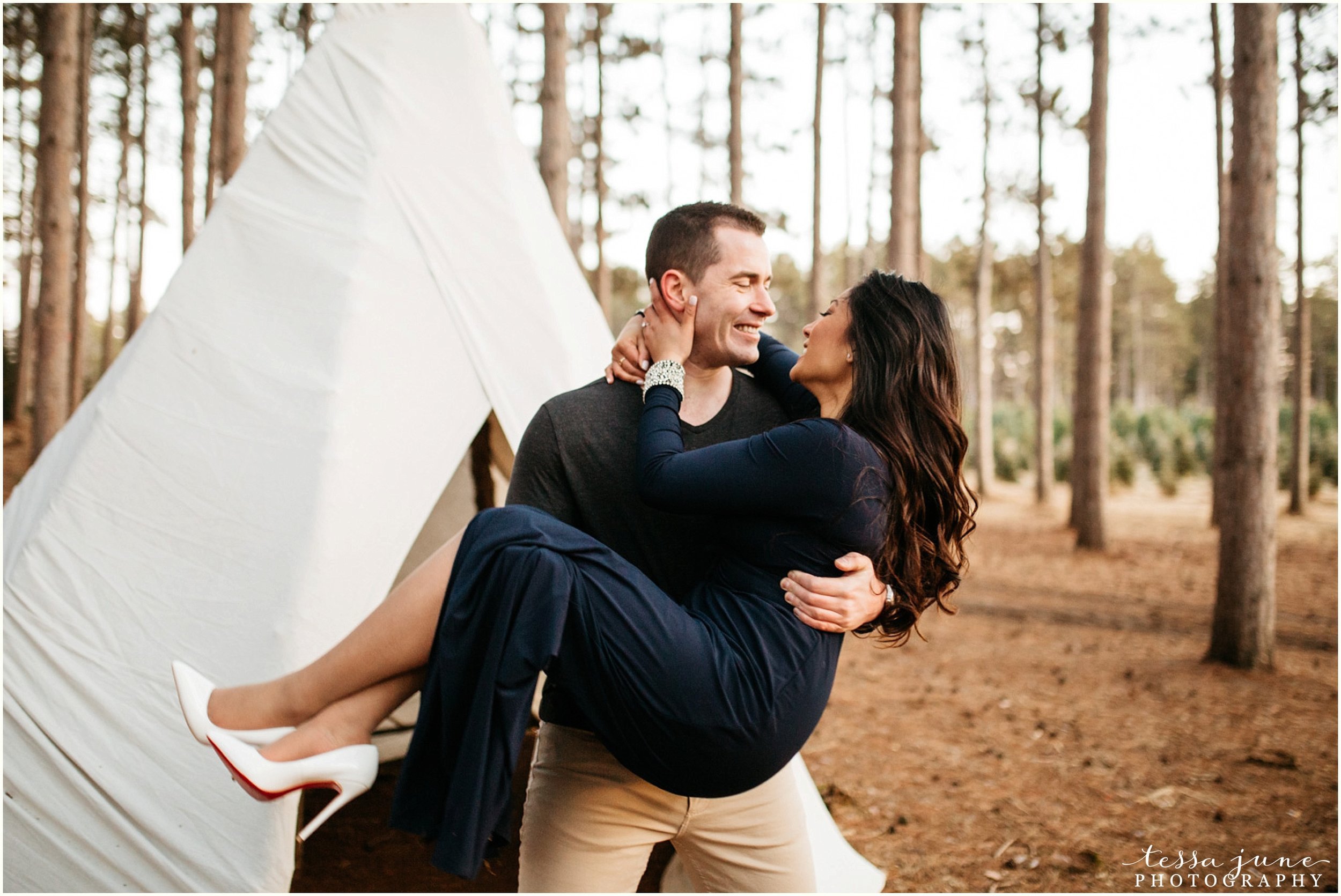 hansen-tree-farm-anoka-engagement-session-st-cloud-photographer-40.jpg