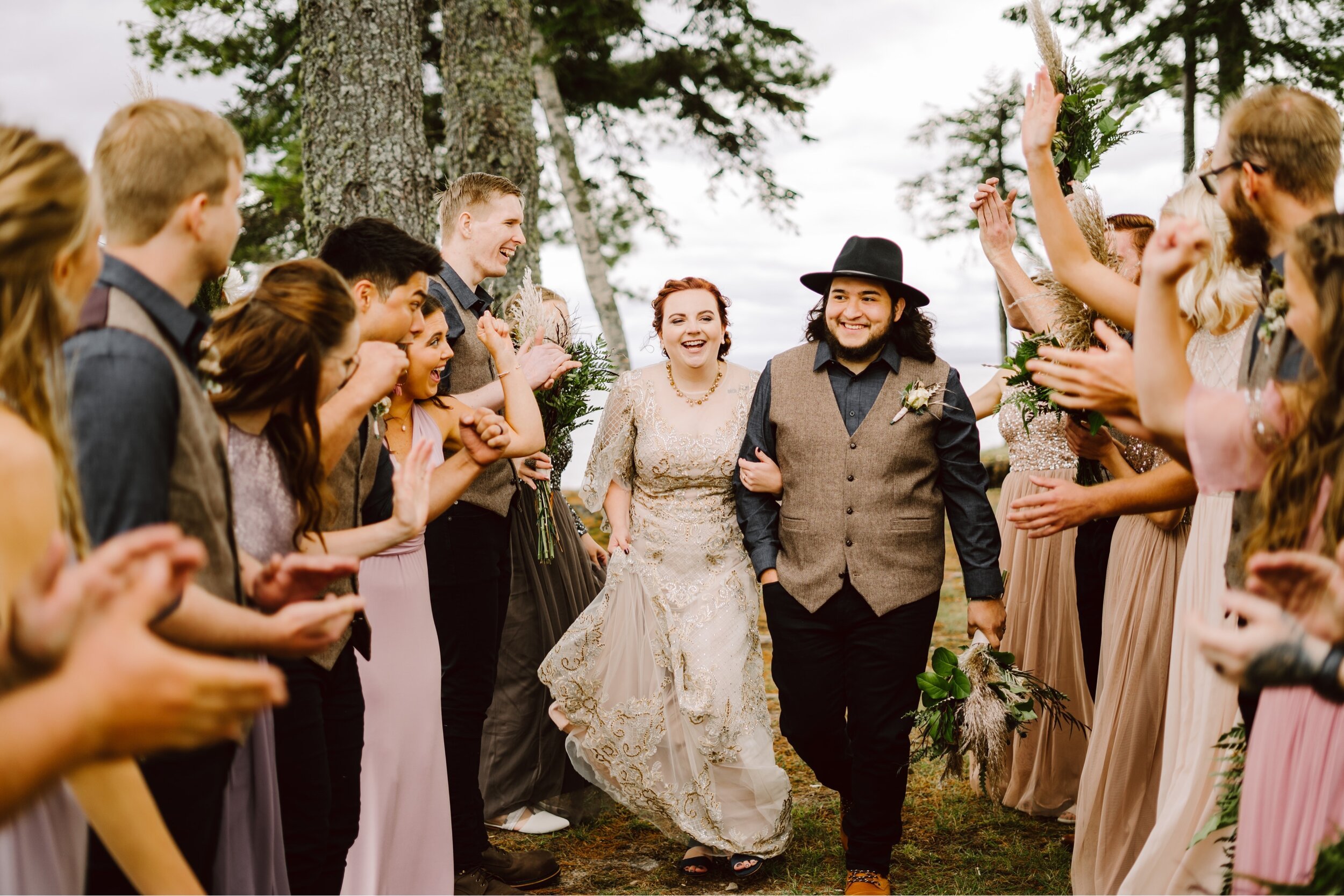 073_Bulthuis-Wedding-320_september_camp_boho_vintage_wedding_michigan.jpg