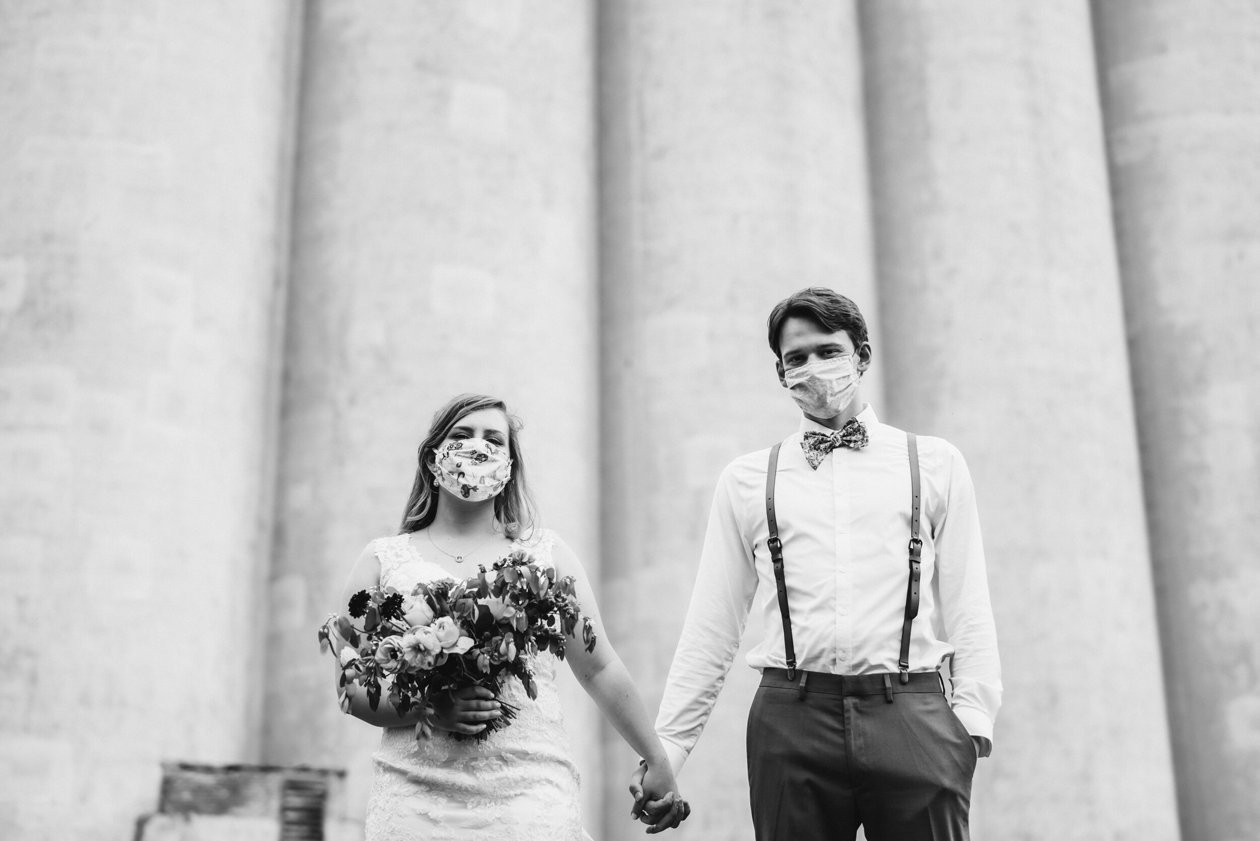 52_Fox-Wedding-348_covid_minneapolis_Summer_wedding_minnesota_intimate.jpg