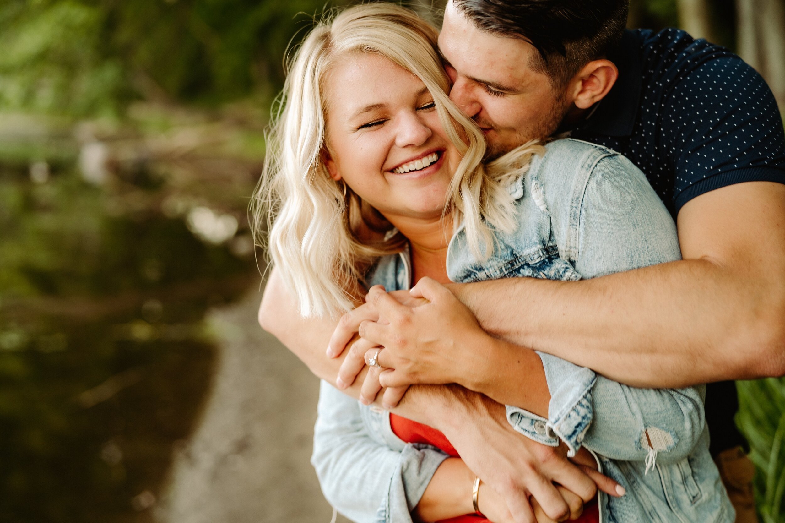 23_abby-cody-08490_july_minnesota_Summer_Engagement.jpg