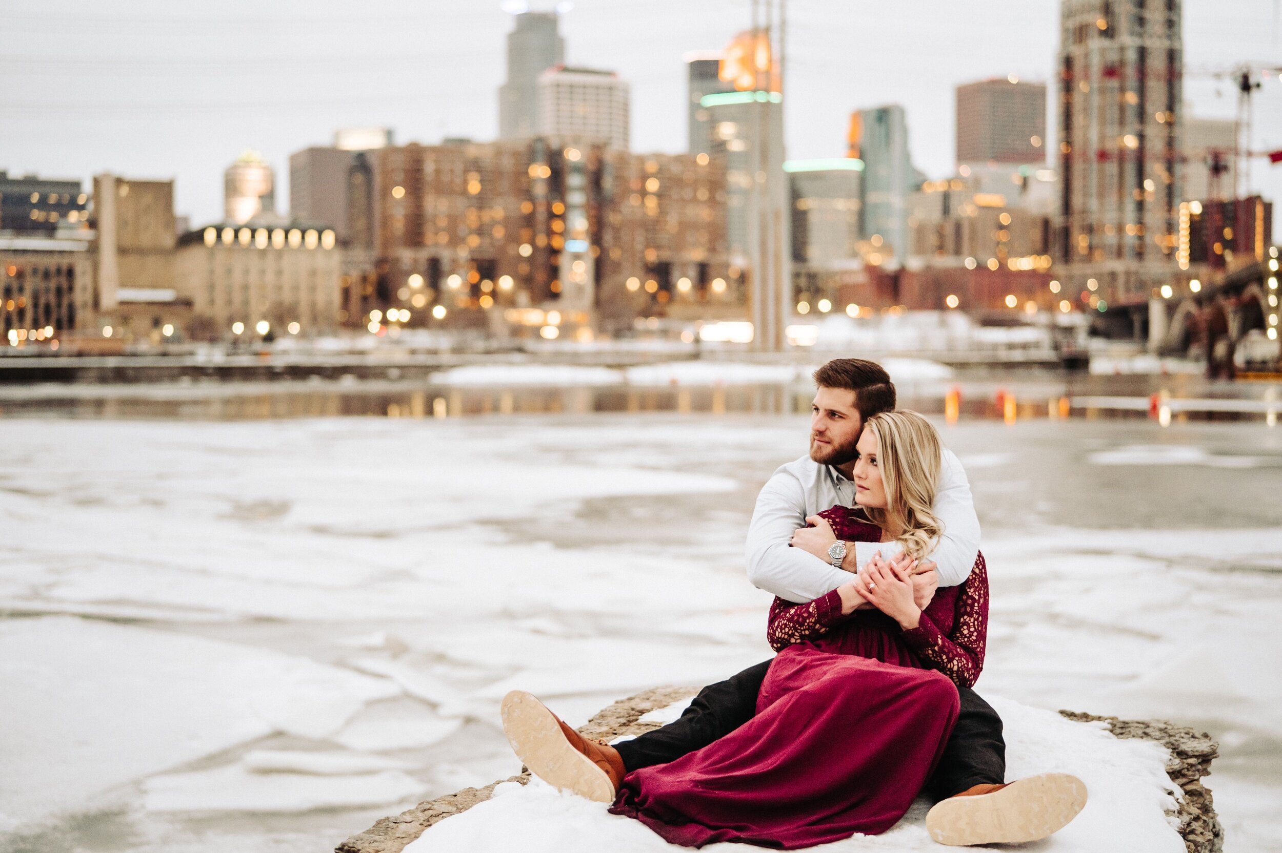 23_minneapolis-engagement-photos-st-anthony-main-73_Winter Minneapolis engagement session at st Anthony main. .jpg