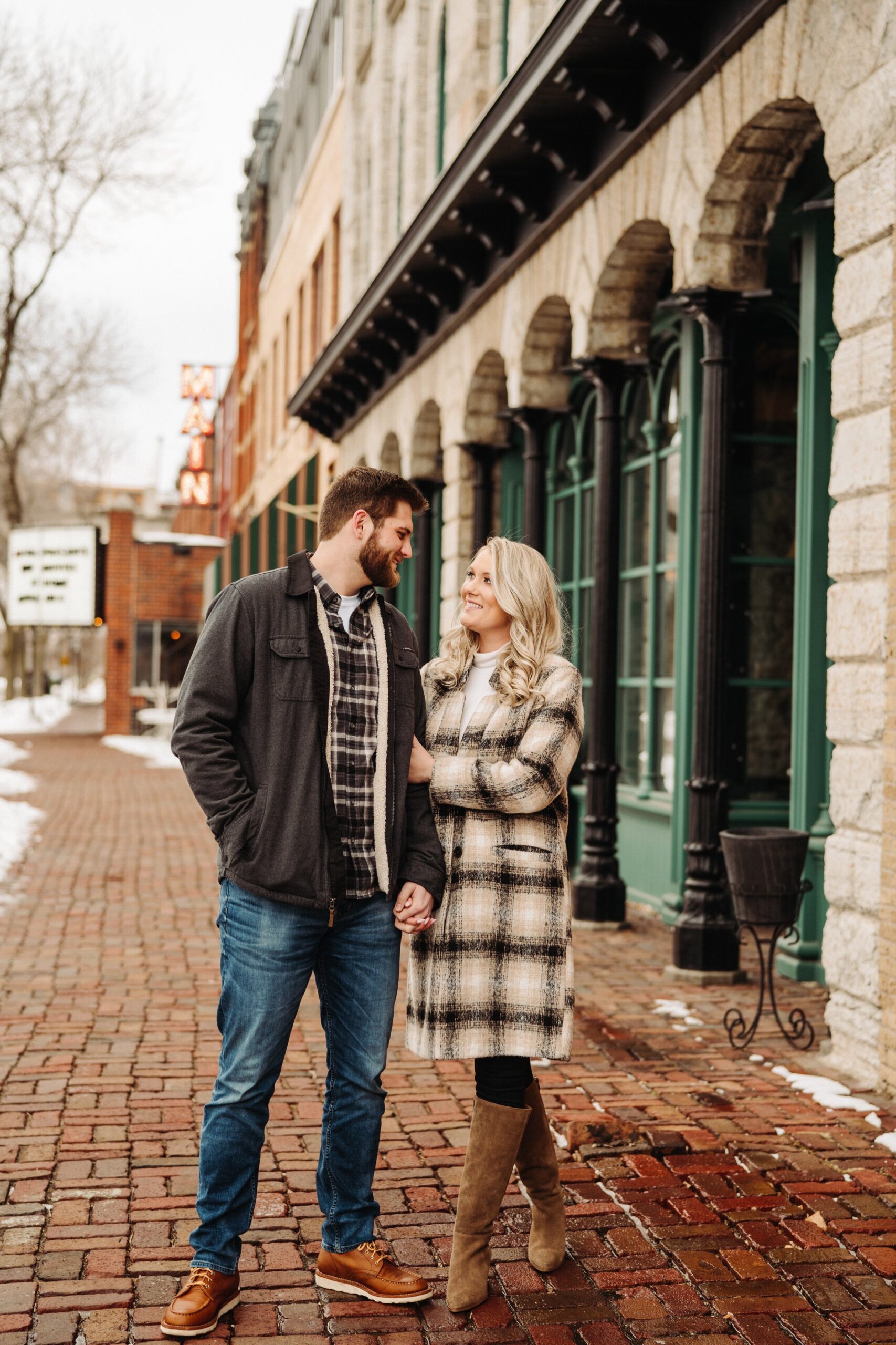 minneapolis-engagement-photos-st-anthony-main-3.jpg