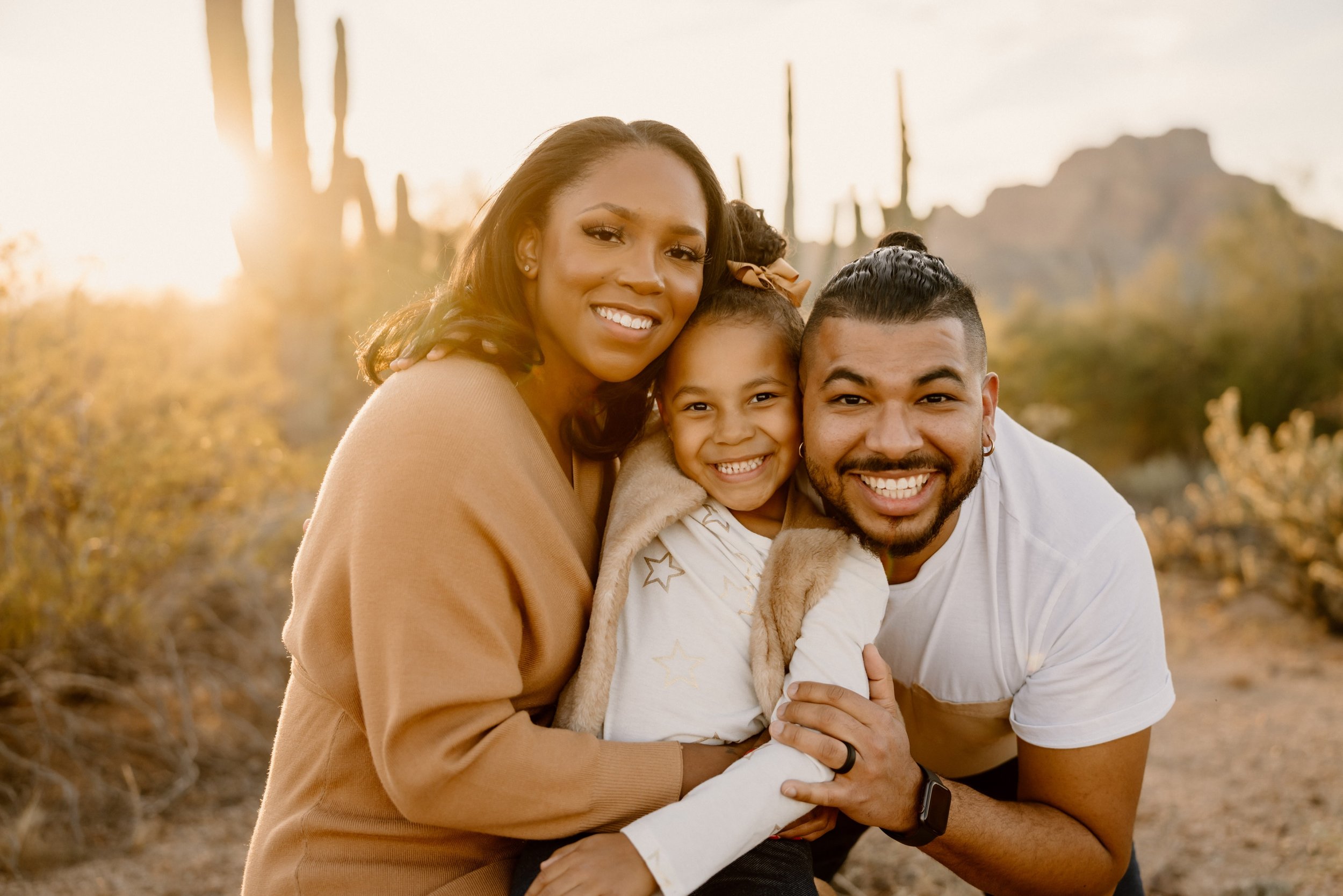 10_Phoenix family photographer taking photos at Phon D Sutton Park in Mesa, Arizona during sunset..jpg