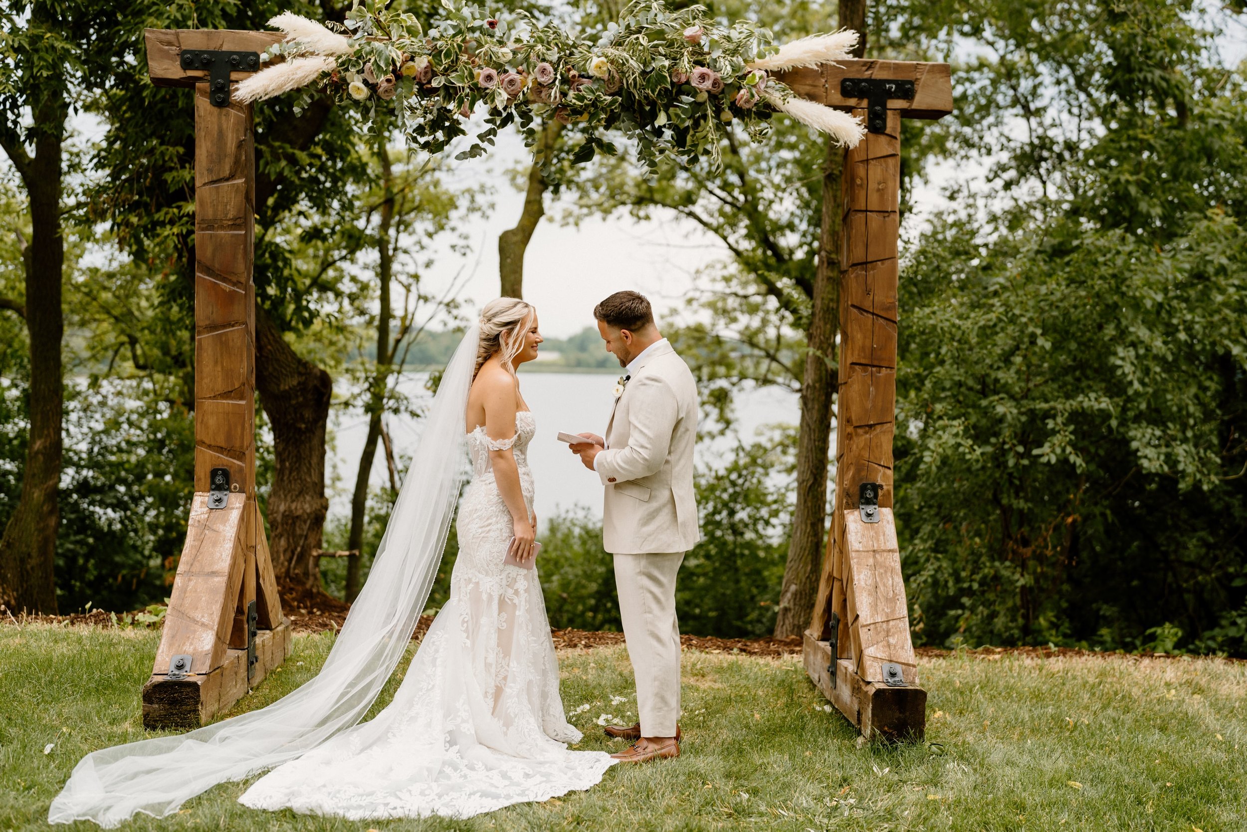 16_Backyard Wedding in Central Minnesota.jpg