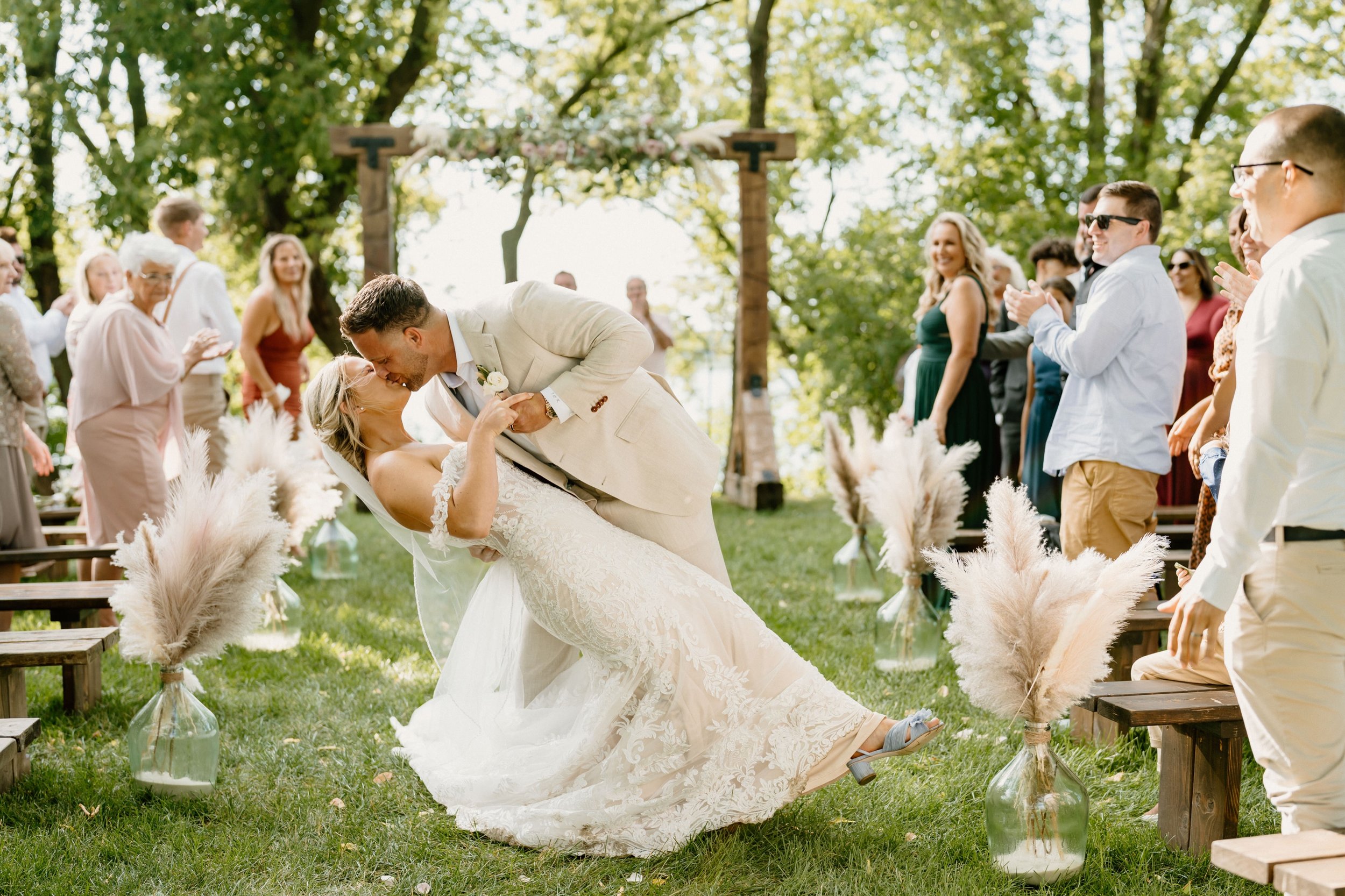 39_Backyard Wedding in Central Minnesota.jpg