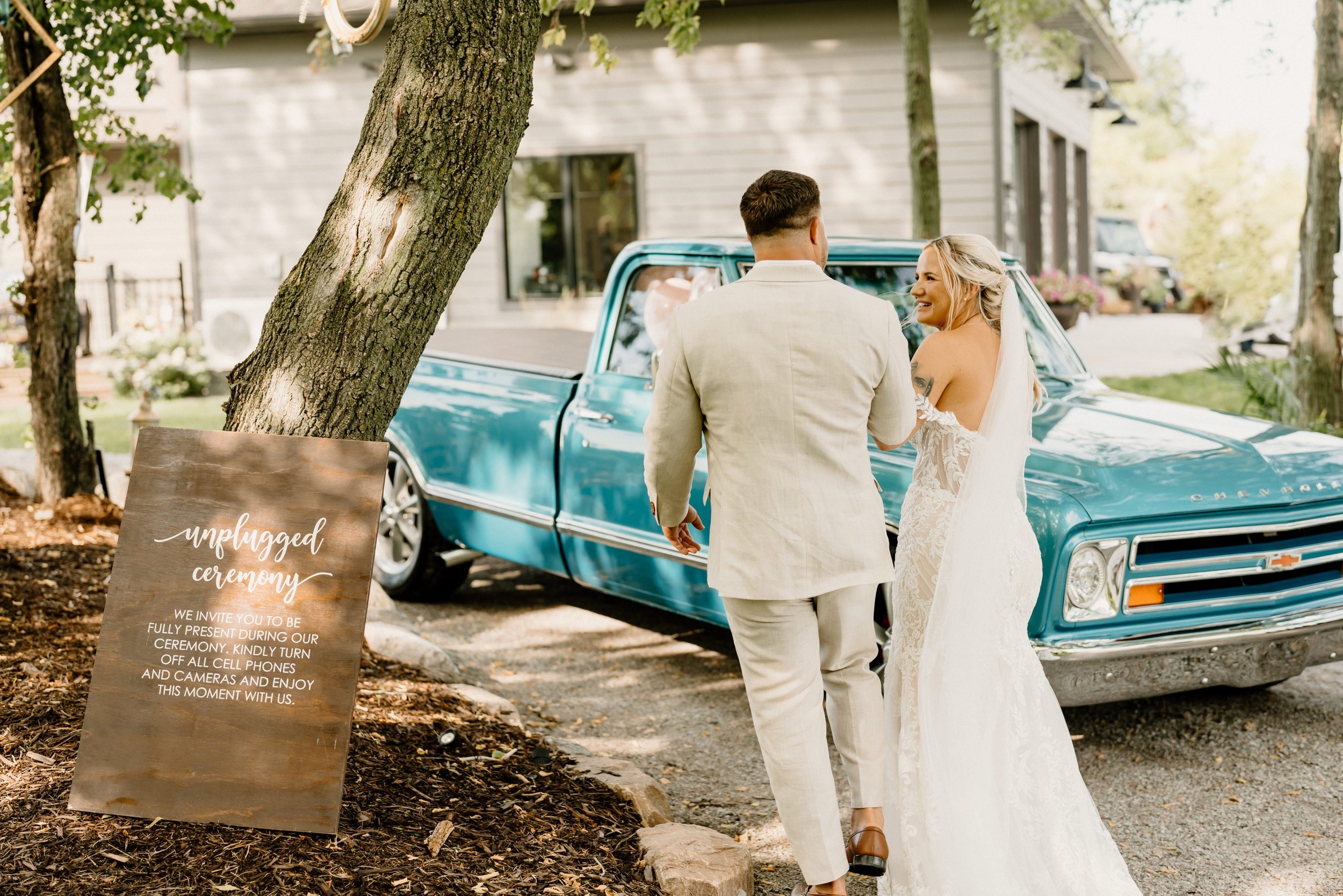 40_Backyard Wedding in Central Minnesota.jpg