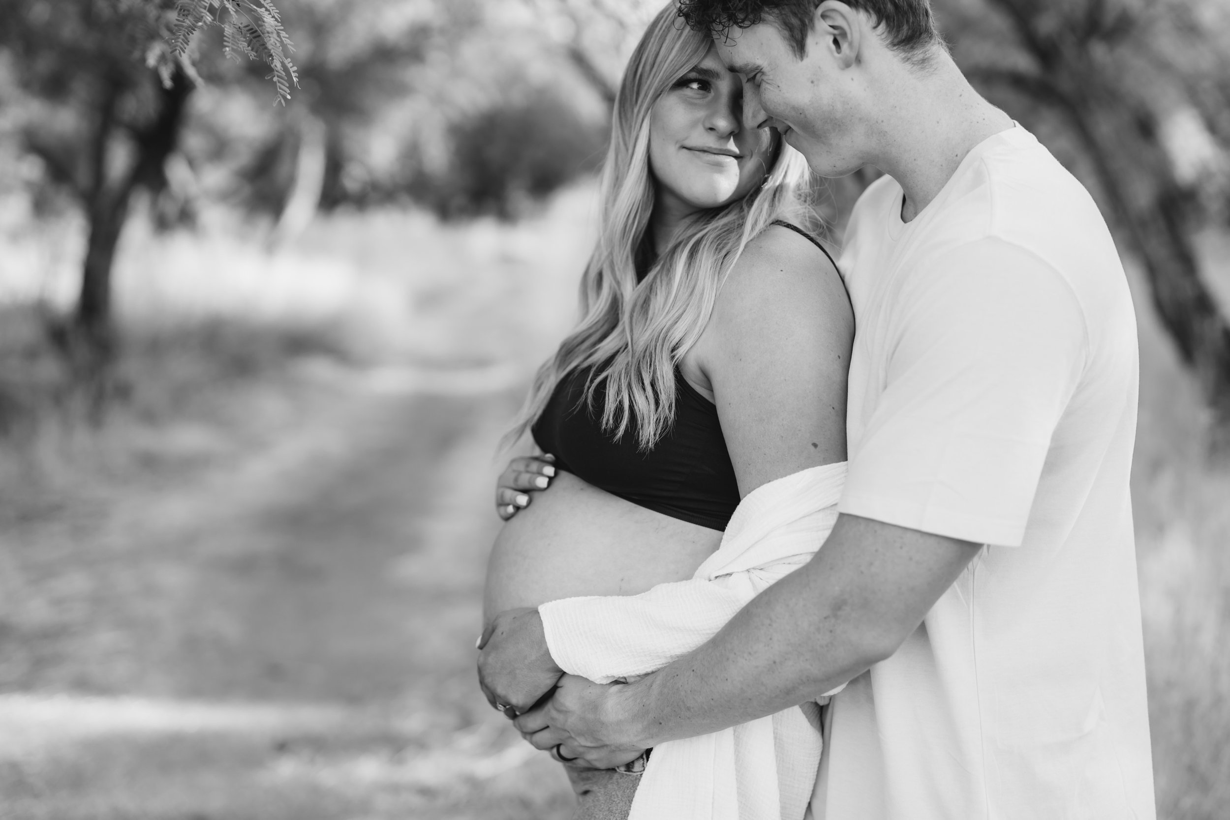 10_Coon Bluff Maternity Photos in Mesa, Arizona.%0A.jpg